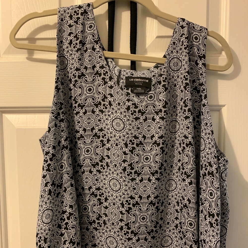Liz Claiborne sleeveless flowing top